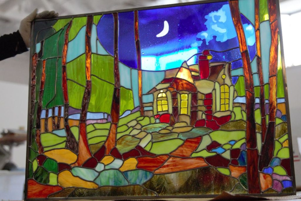 Fantasyhouse moon bigm art glass tacoma 2